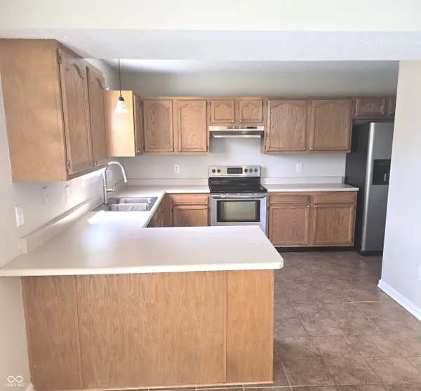 17331 Pine Wood LN, Westfield, IN 46074