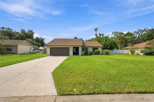 2328 SPRING OAKS CIR, Sarasota, FL 34234