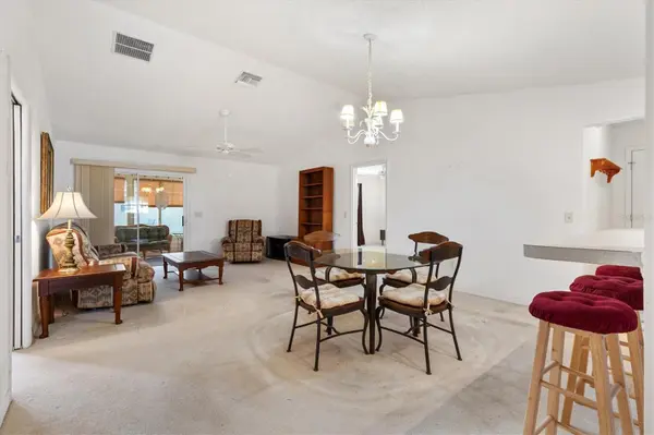 2218 LEWISTON LN, The Villages, FL 32162