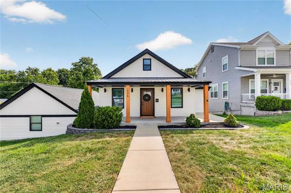 406 George AVE, Kirkwood, MO 63122