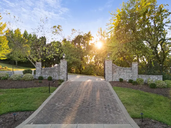 513 King Richards Ct, Franklin, TN 37067
