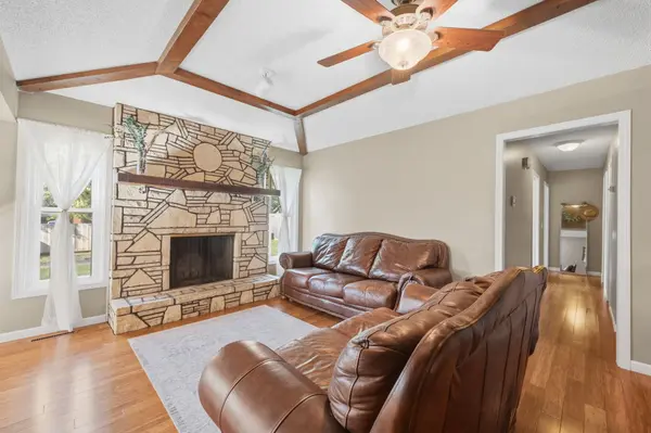 2 E Frontier Ln, Rose Hill, KS 67133-9445