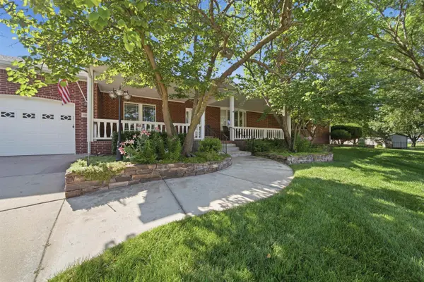 10009 W Lydia Ct, Wichita, KS 67209