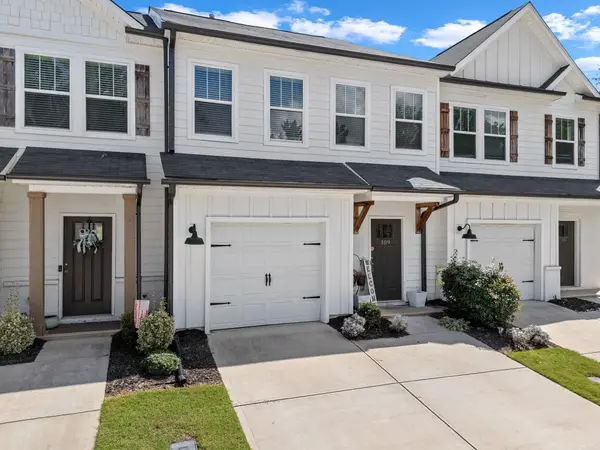 109 Grey Oak TRL, Greer, SC 29650