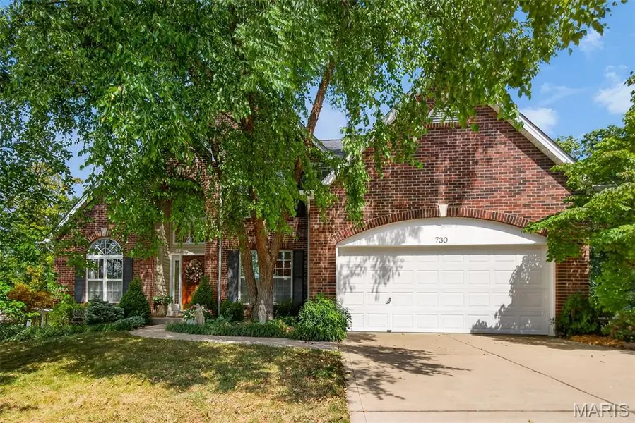 730 Longfellow CIR, O'fallon, MO 63366
