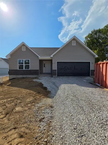 37 millwell, Maryland Heights, MO 63043