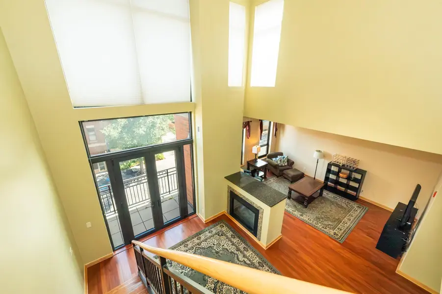 9 W Franklin AVE #315, Minneapolis, MN 55404