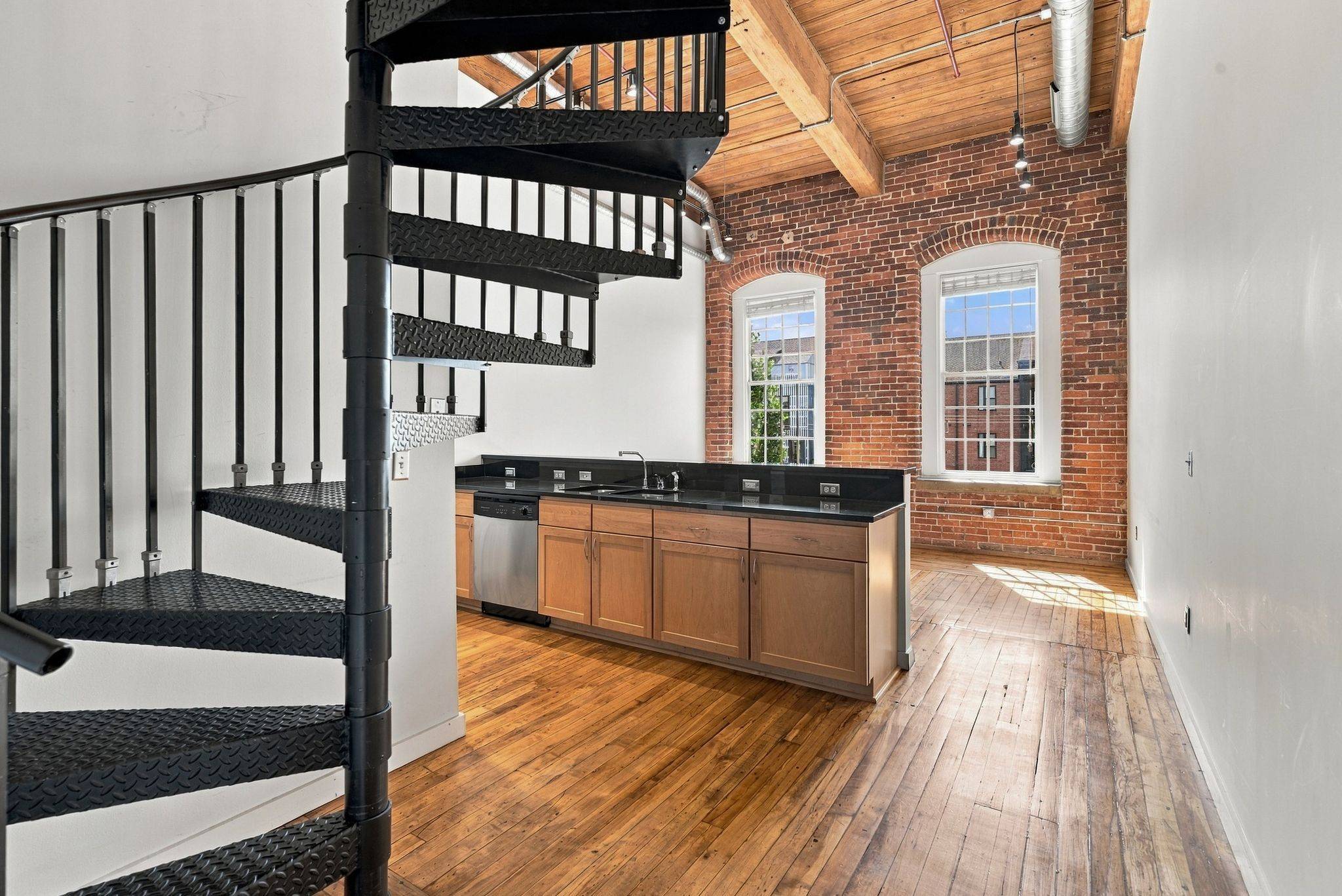 1350 Rosa L Parks Blvd #430, Nashville, TN 37208