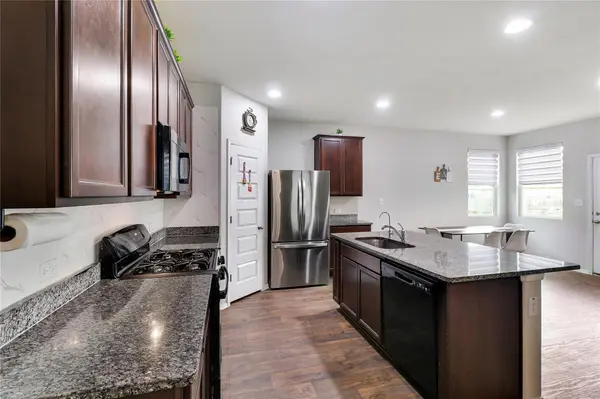 33 Bent Trail LN, Georgetown, TX 78628