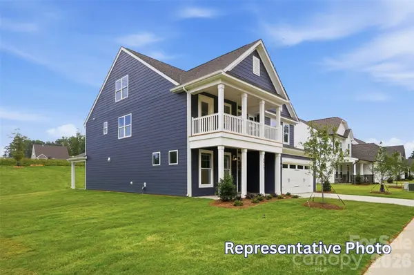 1402 Ardmore DR, Sherrills Ford, NC 28673