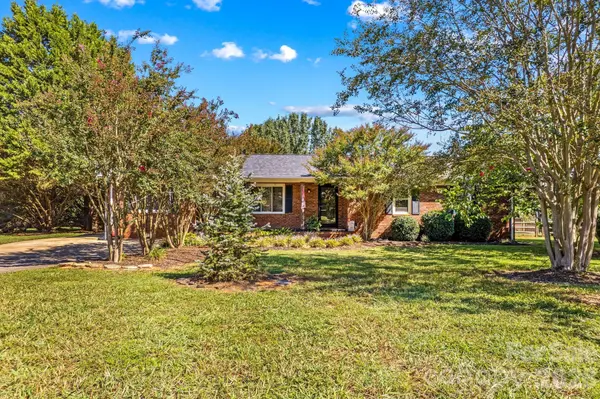 230 E Old Farm RD, Salisbury, NC 28146