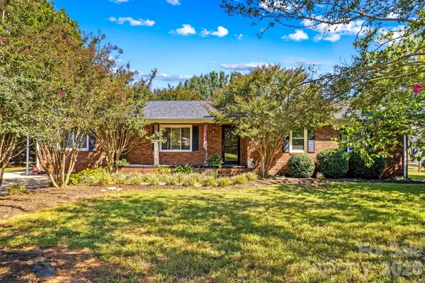 230 E Old Farm RD, Salisbury, NC 28146