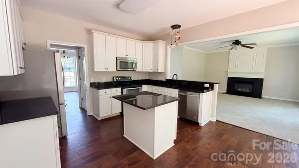 7744 Epping Forest DR, Huntersville, NC 28078
