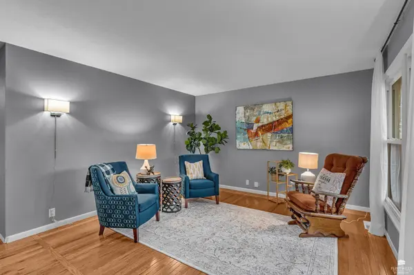 3213 Highland CIR, Manhattan, KS 66503