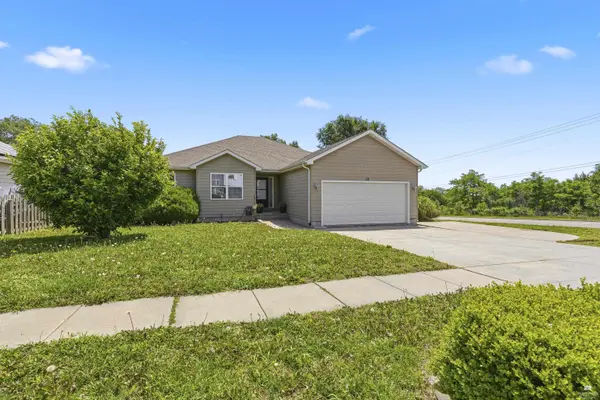 731 Tallgrass DR, Junction City, KS 66441