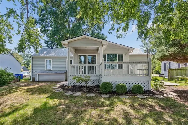 11318 W 66th TER, Shawnee, KS 66203