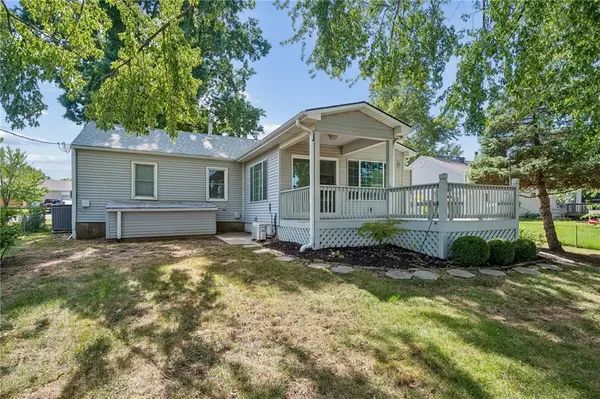 11318 W 66th TER, Shawnee, KS 66203
