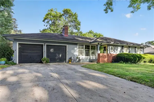 5019 Pawnee DR, Roeland Park, KS 66205