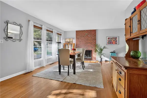 5019 Pawnee DR, Roeland Park, KS 66205