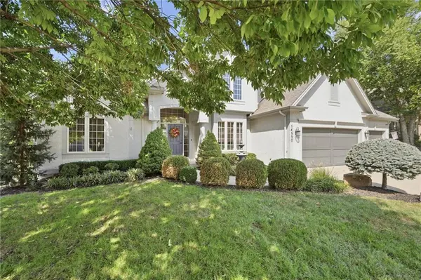 14550 NW 66th ST, Parkville, MO 64152