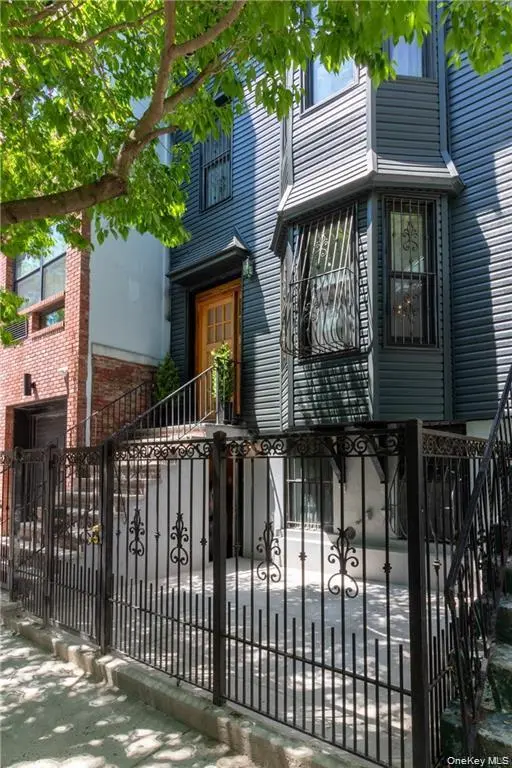 1231 Putnam AVE #1, Brooklyn, NY 11221