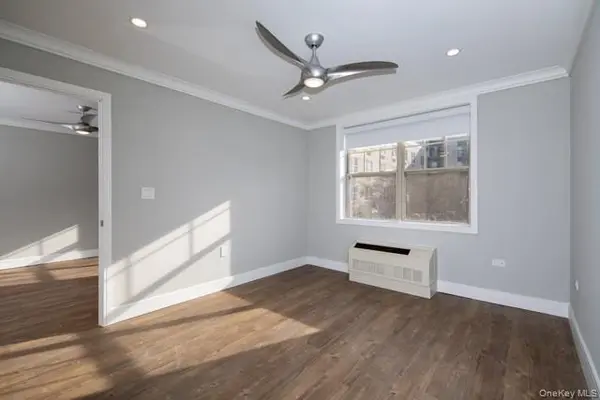1100 Avalon Square #S1311, Glen Cove, NY 11542