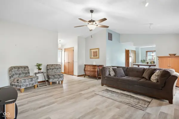 3215 Summerfield DR, Indianapolis, IN 46214