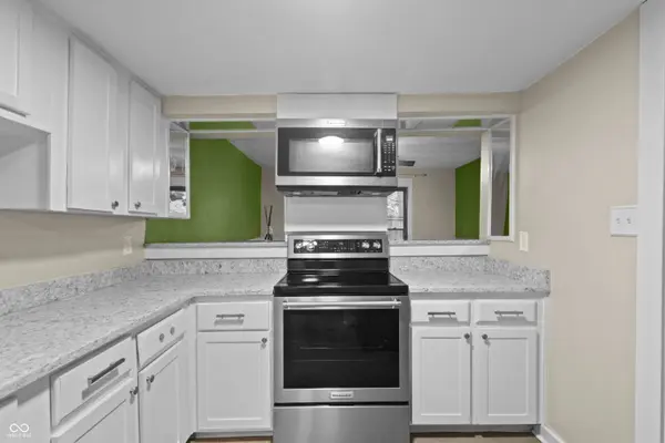 4206 Woodsage TRCE, Indianapolis, IN 46237
