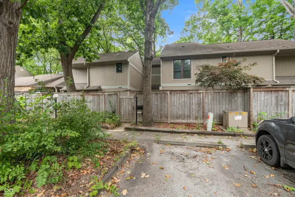 4206 Woodsage TRCE, Indianapolis, IN 46237