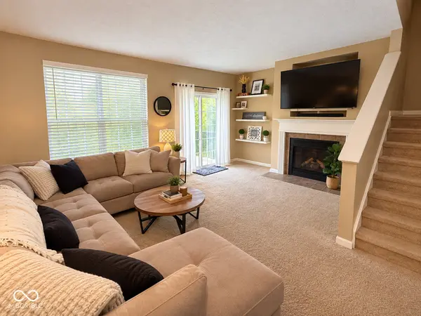 3540 Golden Gate DR N, Carmel, IN 46074