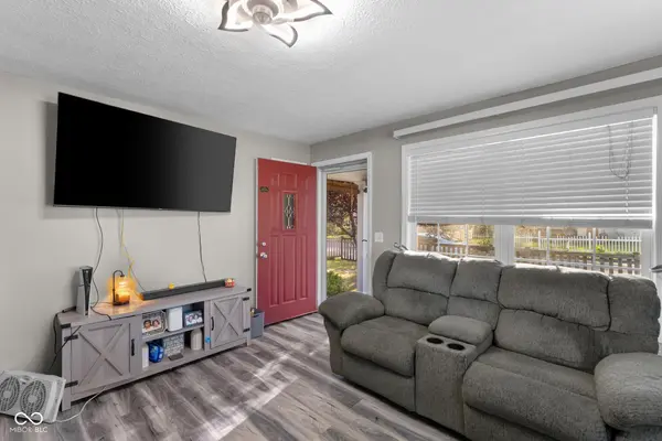 709 S Vine ST, Seymour, IN 47274