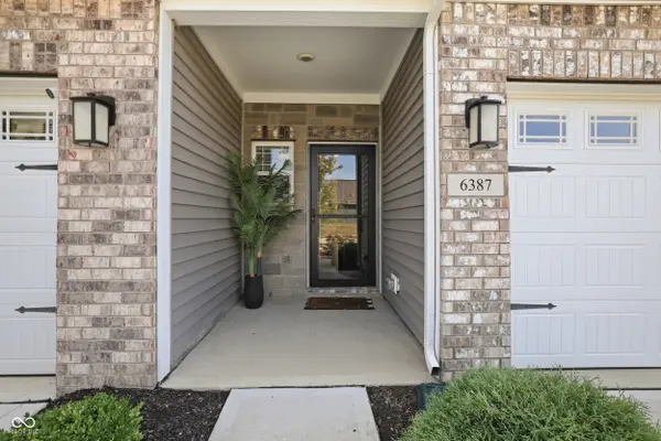 6387 Wasco DR, Whitestown, IN 46075
