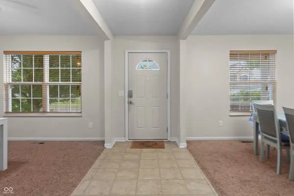 6430 Bonneville DR, Indianapolis, IN 46237