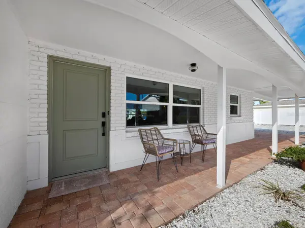 691 TARAWITT DR, Longboat Key, FL 34228