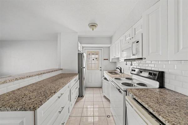 515 129TH AVE E, Madeira Beach, FL, 33708 photo 11