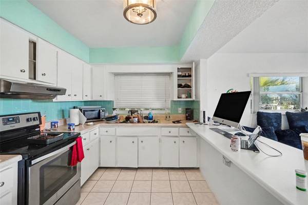 515 129TH AVE E, Madeira Beach, FL, 33708 photo 7