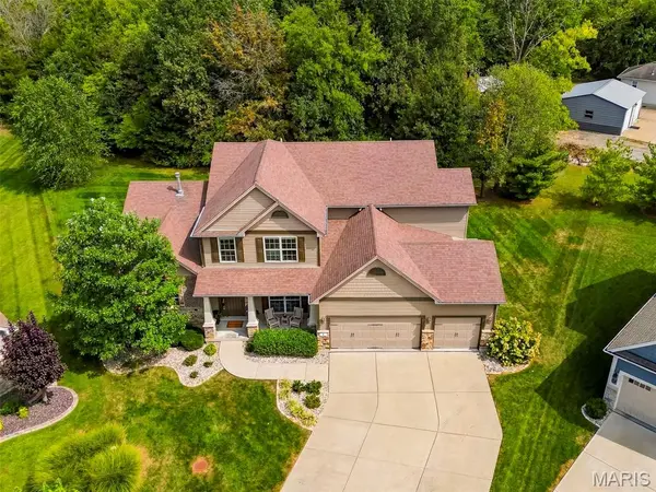 5 Wyndemere CT, Lake St Louis, MO 63367