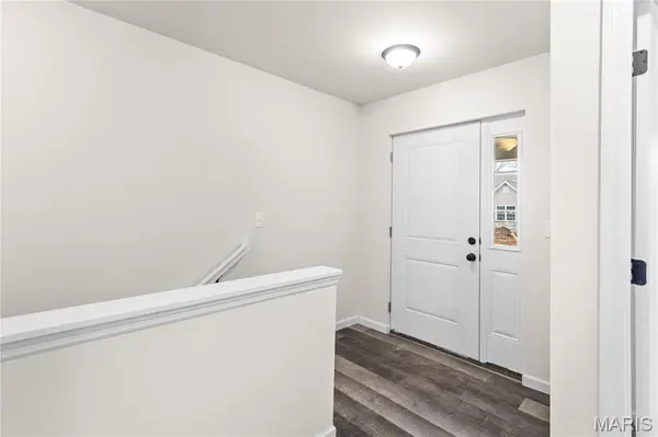 37 millwell, Maryland Heights, MO 63043