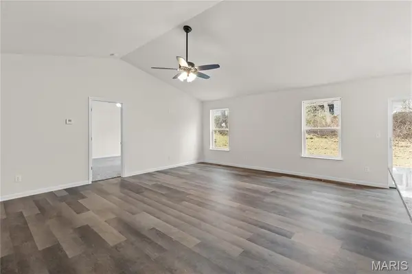 37 millwell, Maryland Heights, MO 63043