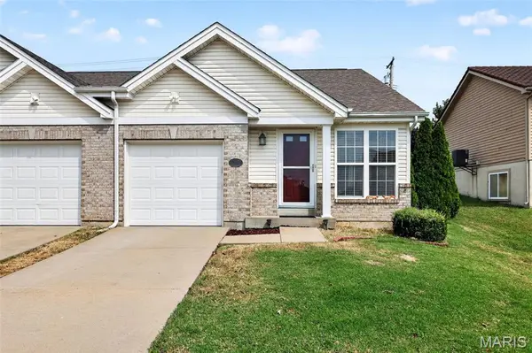 12193 McKelvey Place DR, Bridgeton, MO 63044