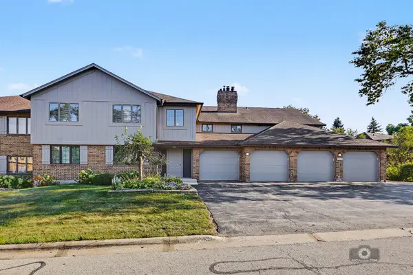 7739 W Arquilla DR #1B, Palos Heights, IL 60463