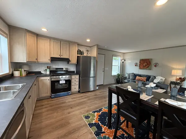 181 Windmere CIR, Matteson, IL 60443