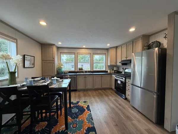 181 Windmere CIR, Matteson, IL 60443