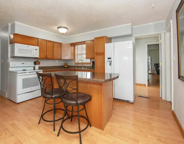2215 Sager, Waterloo, IA 50701