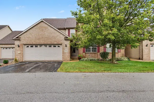 931 Veterans LN, Crown Point, IN 46307