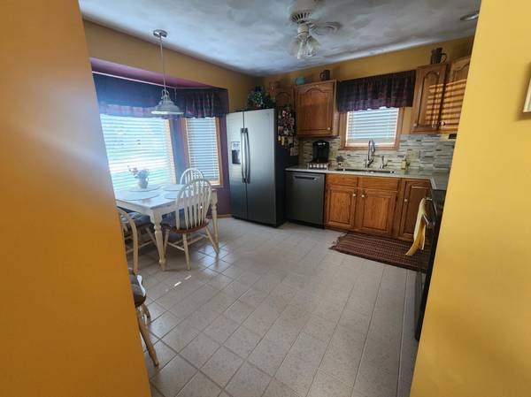 512 Galles DR, Redwood Falls, MN 56283