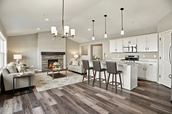 10097 Mississippi Dunes BLVD S, Cottage Grove, MN 55016