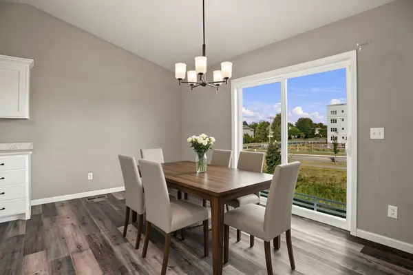 10097 Mississippi Dunes BLVD S, Cottage Grove, MN 55016