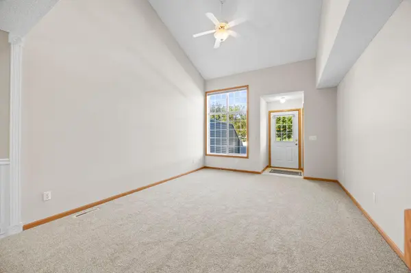 8706 Hastings CIR NE, Blaine, MN 55449
