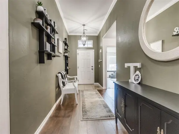 2137 Peacock DR, Edmond, OK 73012